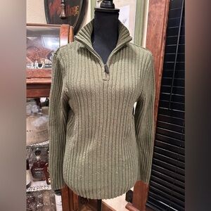 EUC Pria cable knit sweater with turtle neck and ZIPUP green sz XL